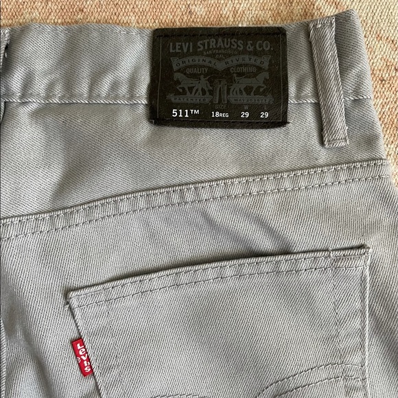 Levi’s - Picture 5 of 8